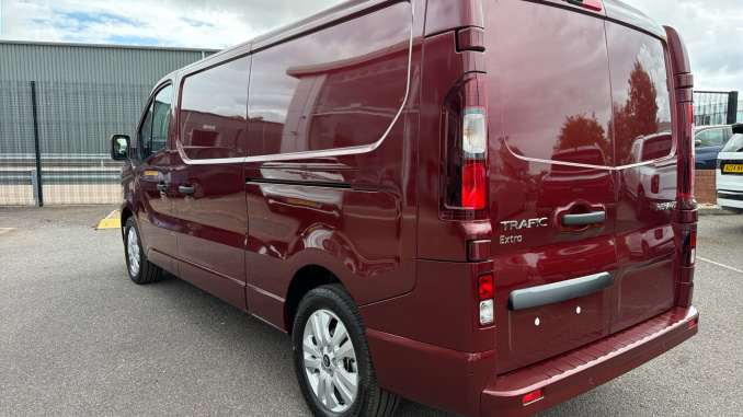 Renault Trafic Lwb Diesel LL30 Blue dCi 150 Extra [Safety] Van - Image 52